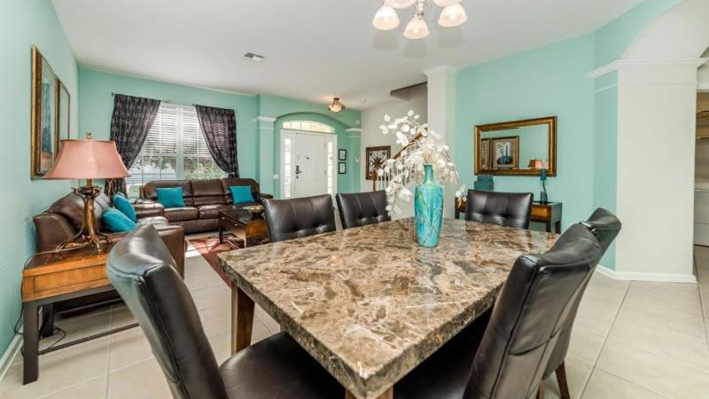 Modern 6 Bedroom 4 Bath Pool Home In Windsor Hills Resort *