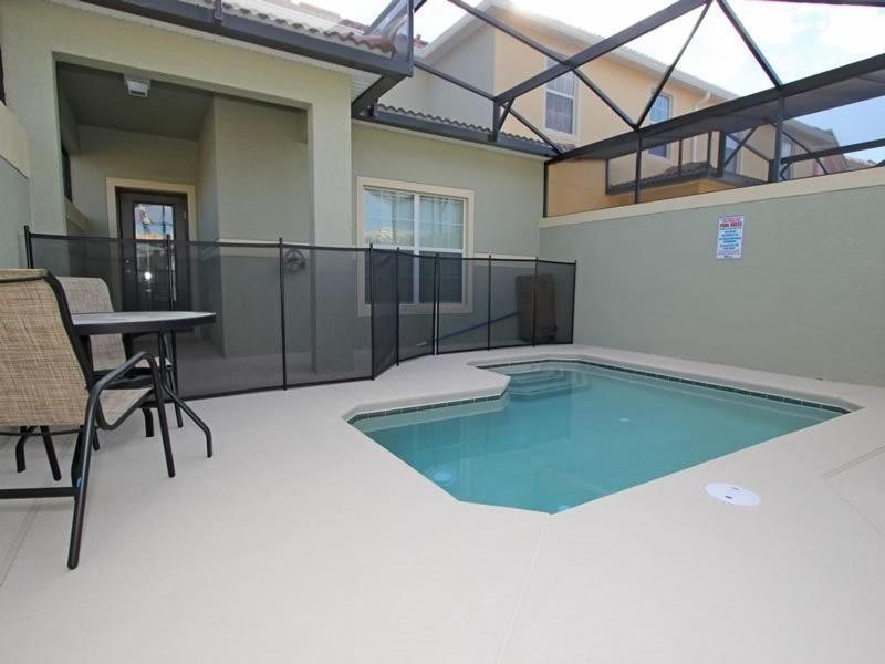 Holiday home Lovely 5 Bed 4 Bath Paradise Palms Townhome Sleeps 10 In Style