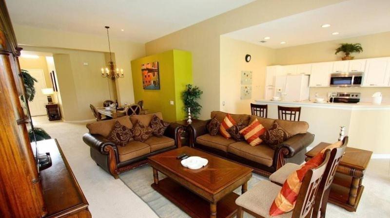 Holiday home Awesome 5 Bedroom 5 Bath Pool In Windsor Hills Orlando