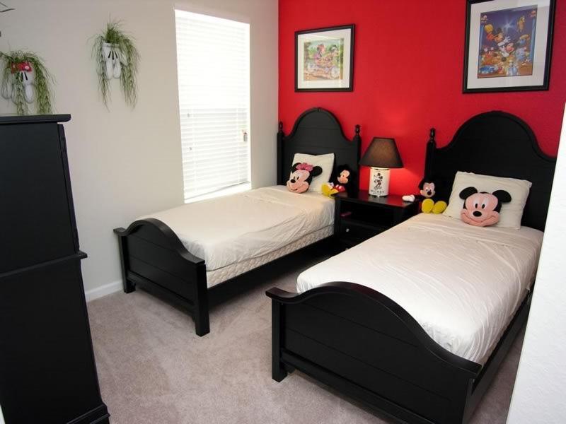 Luxury 4 Bedroom 4 Bath Home With Private Pool & Spa Holiday home