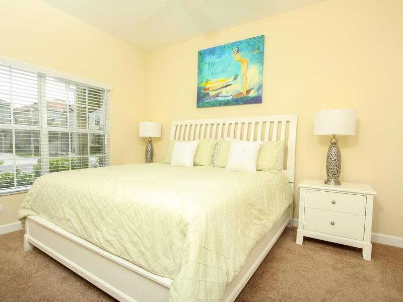 Holiday home 4 Bedroom 3 Bath Town With Pool In Paradise Palms Orlando