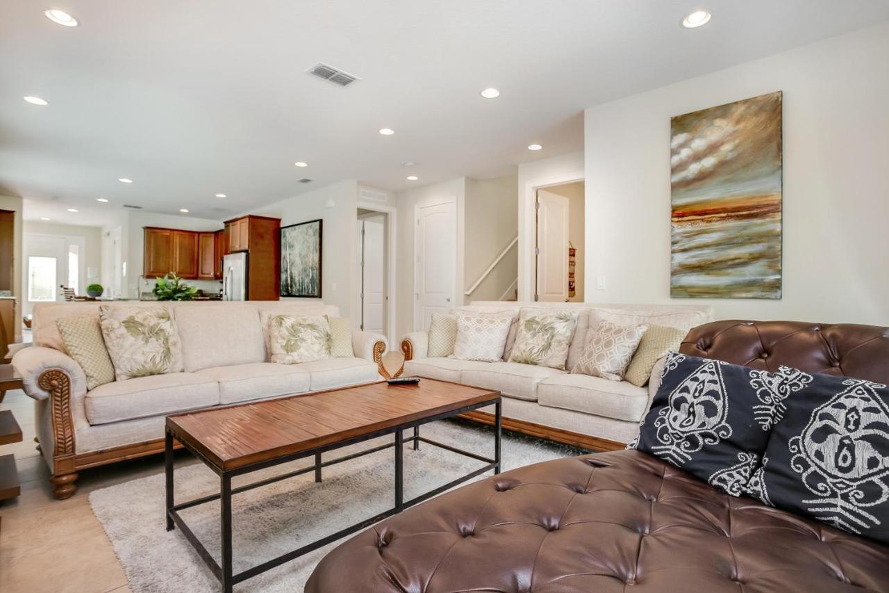 Encore 8 Bedroom Vacation With Pool 2105 Orlando