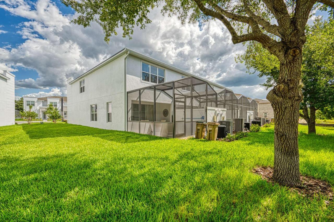 Modern With Private Pool Near Disney Holiday home *