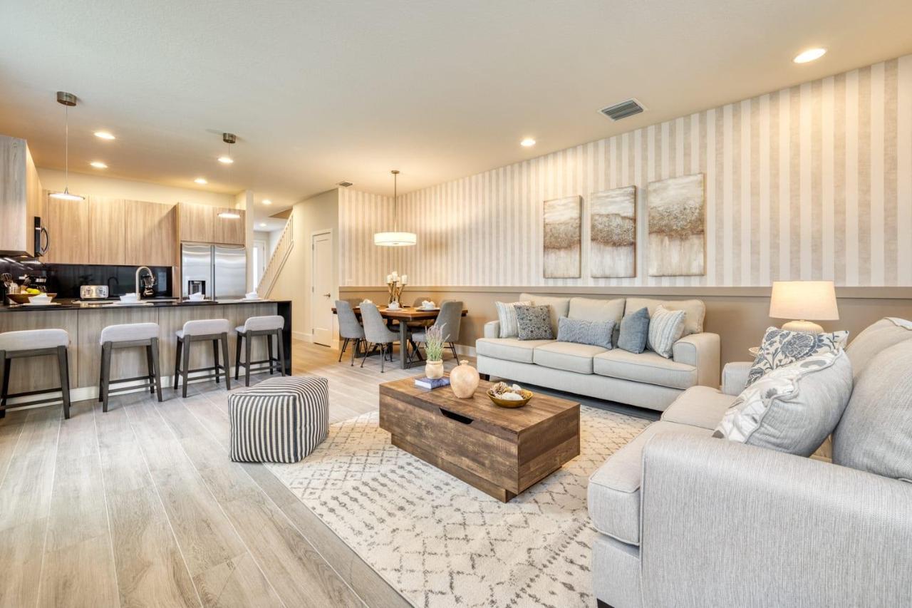 Modern With Private Pool Near Disney