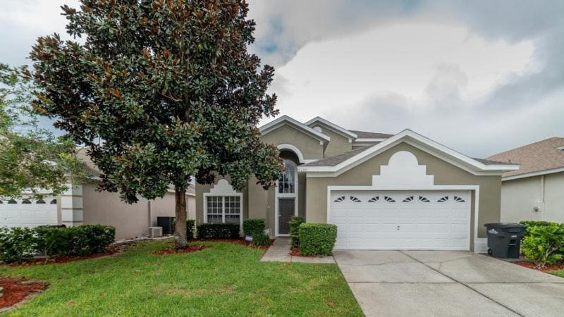 5 Bedroom Pool In Windsor Palms Gated *