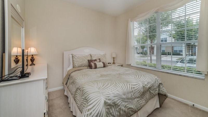 Windsor Hills 3 Bedroom 3 Bath Townhome With Splash Pool Holiday home Orlando