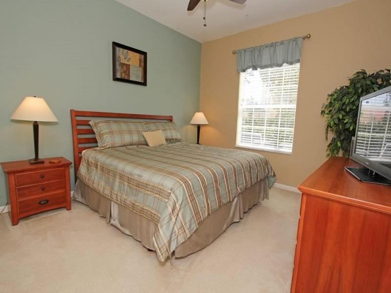 Upgraded 3 Bedroom 2 Bath Condo In Resort Near Disney Holiday home