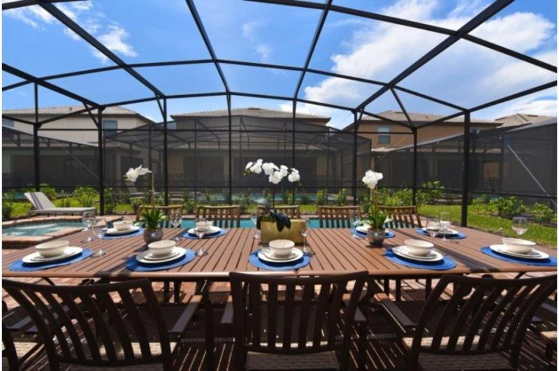 Holiday home Stunning 8 Bedroom 6 Bath Pool In Windsor At Westside Orlando