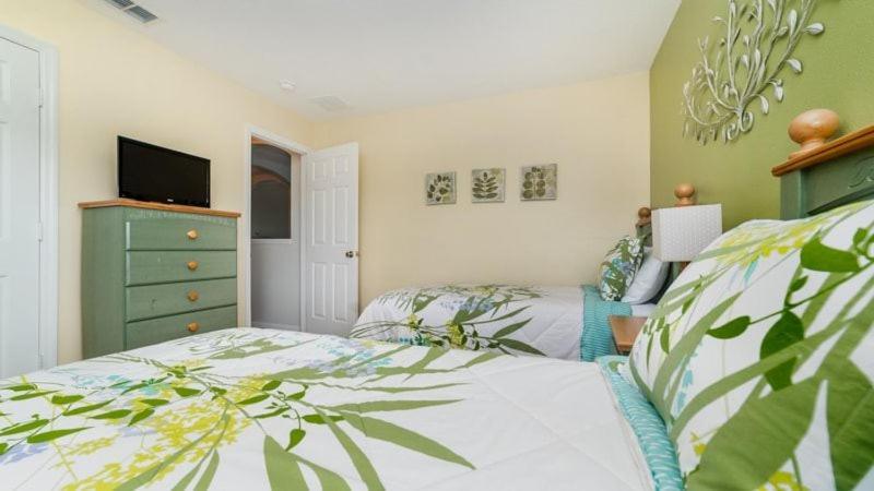 5 Bedroom Pool In Windsor Palms Gated Holiday home Orlando