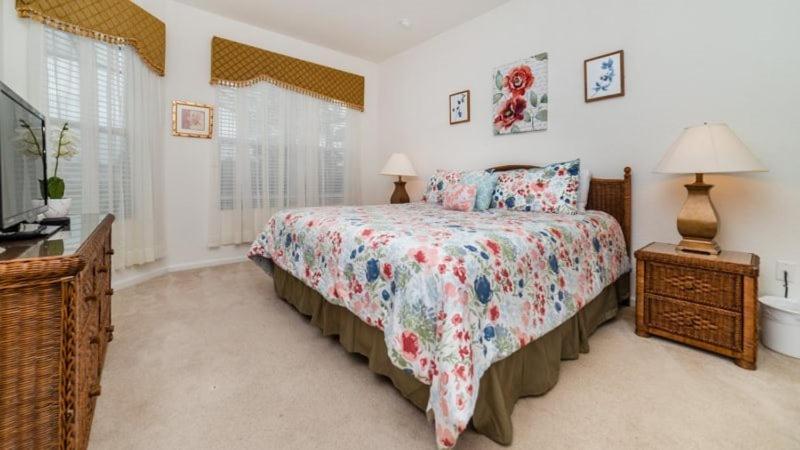 5 Bedroom 5 Bath Pool Home In Windsor Hills Resort Holiday home
