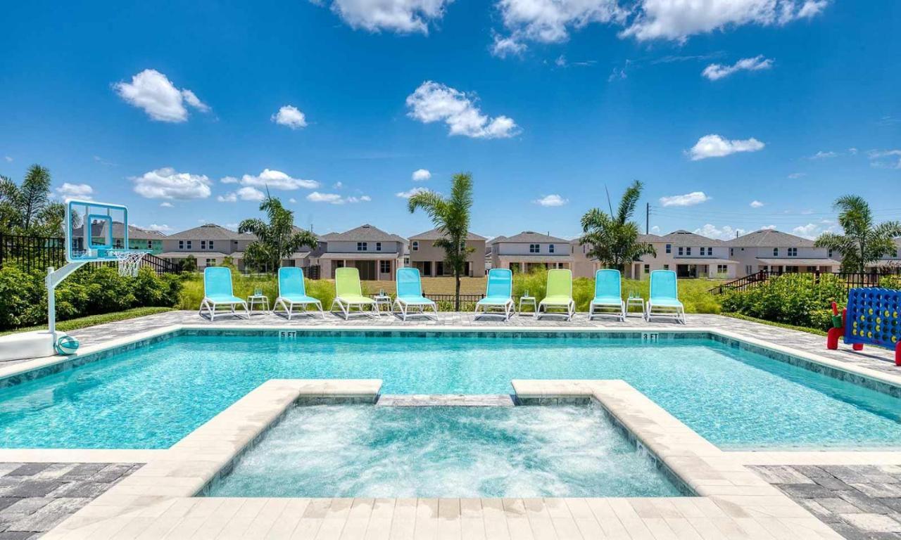 Energetic Bright 9 Bdrm With Theater At Encore Holiday home *