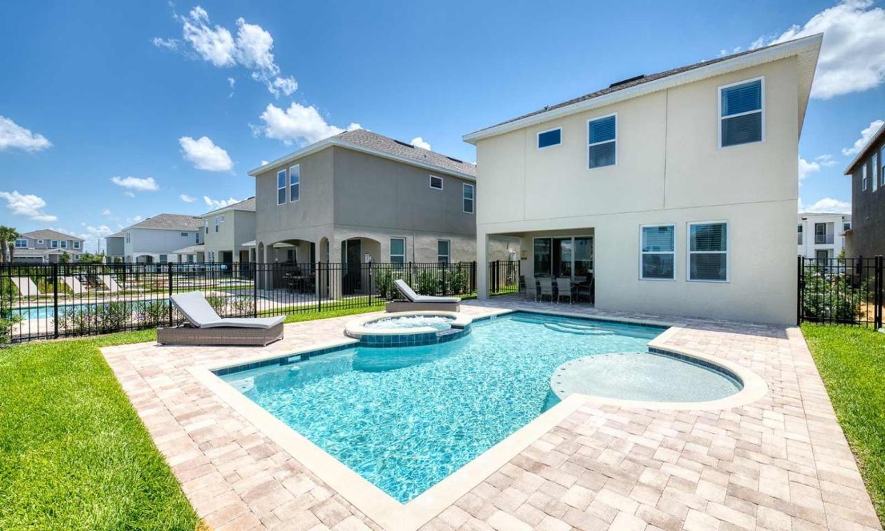 Holiday home Modern 6 Bdrm Abode With Private Pool And In Encore *