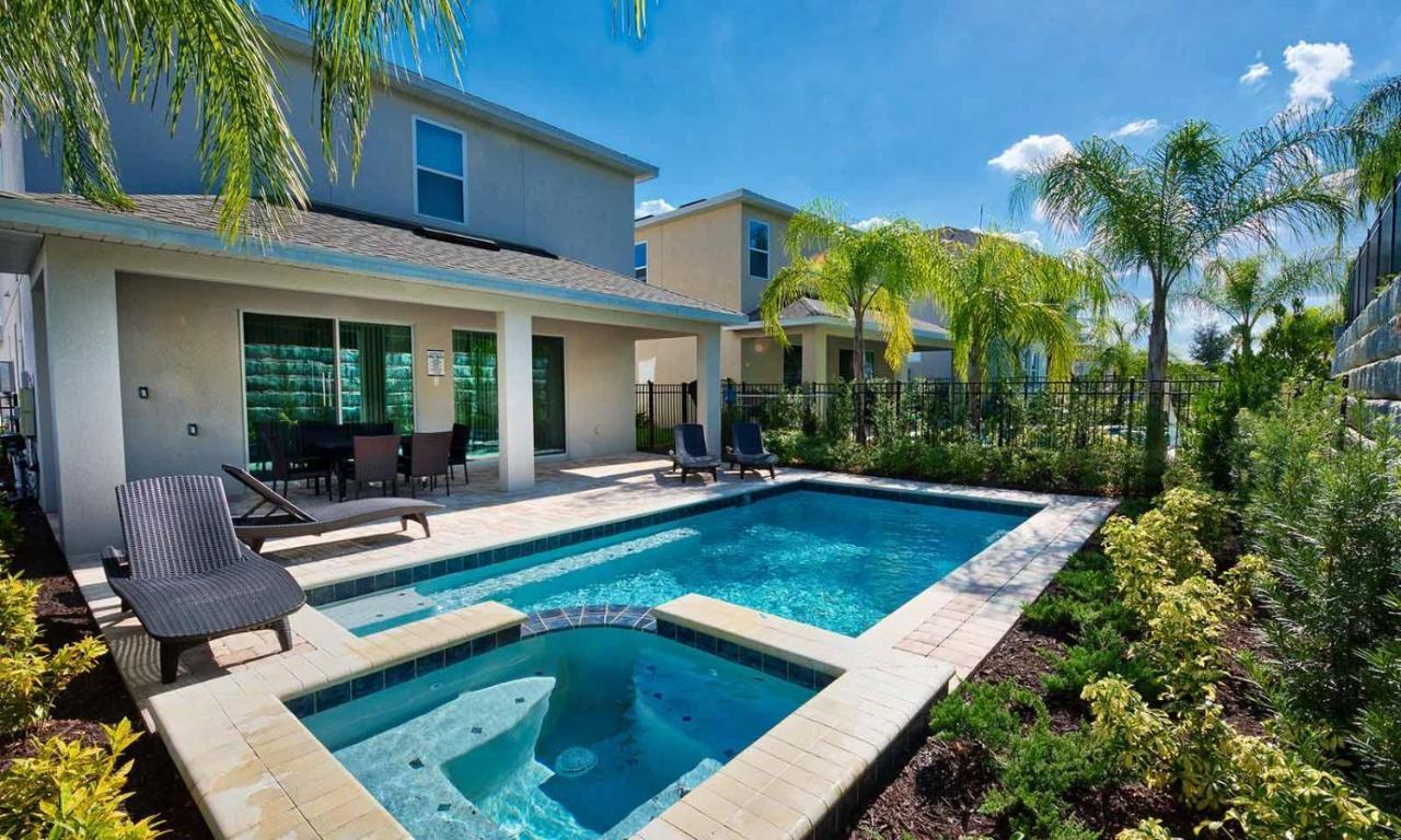Homey 5 Bdrm With Private Pool At Encore Holiday home *