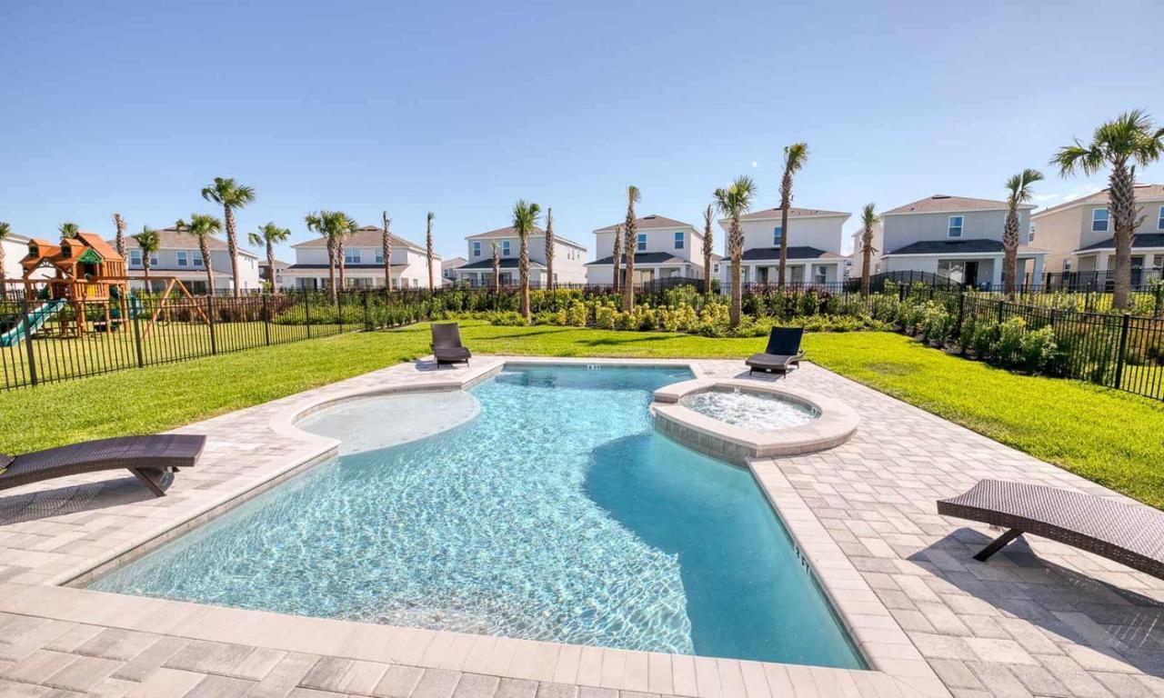 Holiday home Airy 6 Bdrm Abode With Theater In Encore Orlando