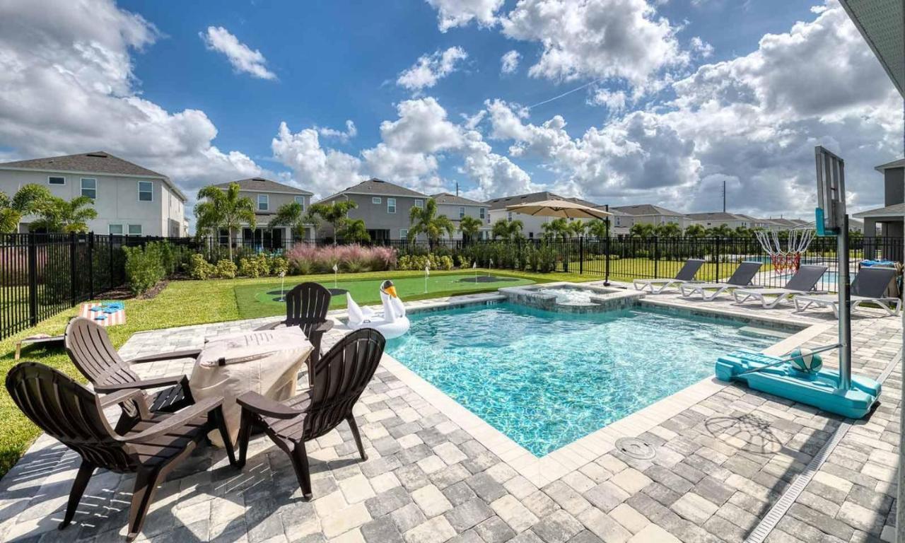 Holiday home Dazzling 8 Bdrm With Putting At Encore