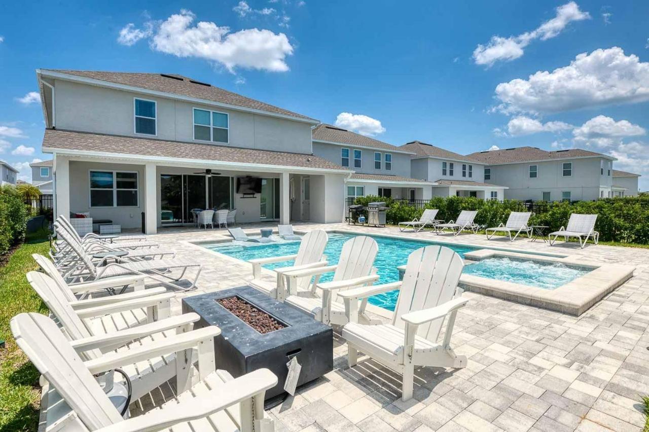 Spacious 8 Bdrm With South Facing Pool In Encore Holiday home *