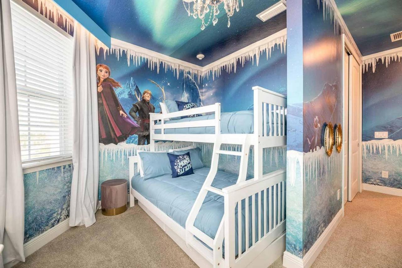 Grand 11 Bdrm With Games At Encore Holiday home Orlando