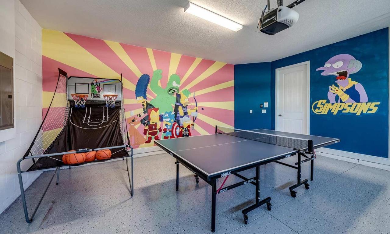 Airy 6 Bdrm Abode With Theater In Encore *