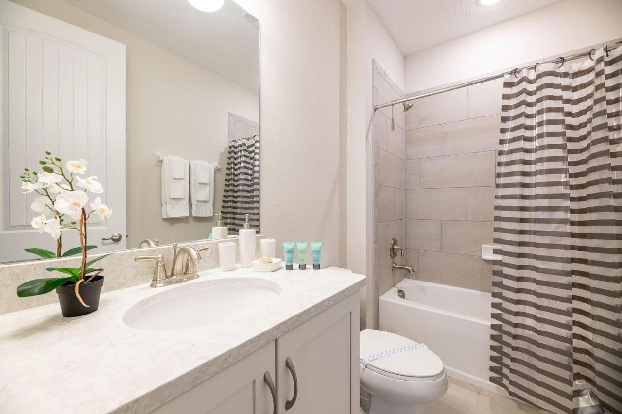 Holiday home Grand 11 Bdrm With Games At Encore *