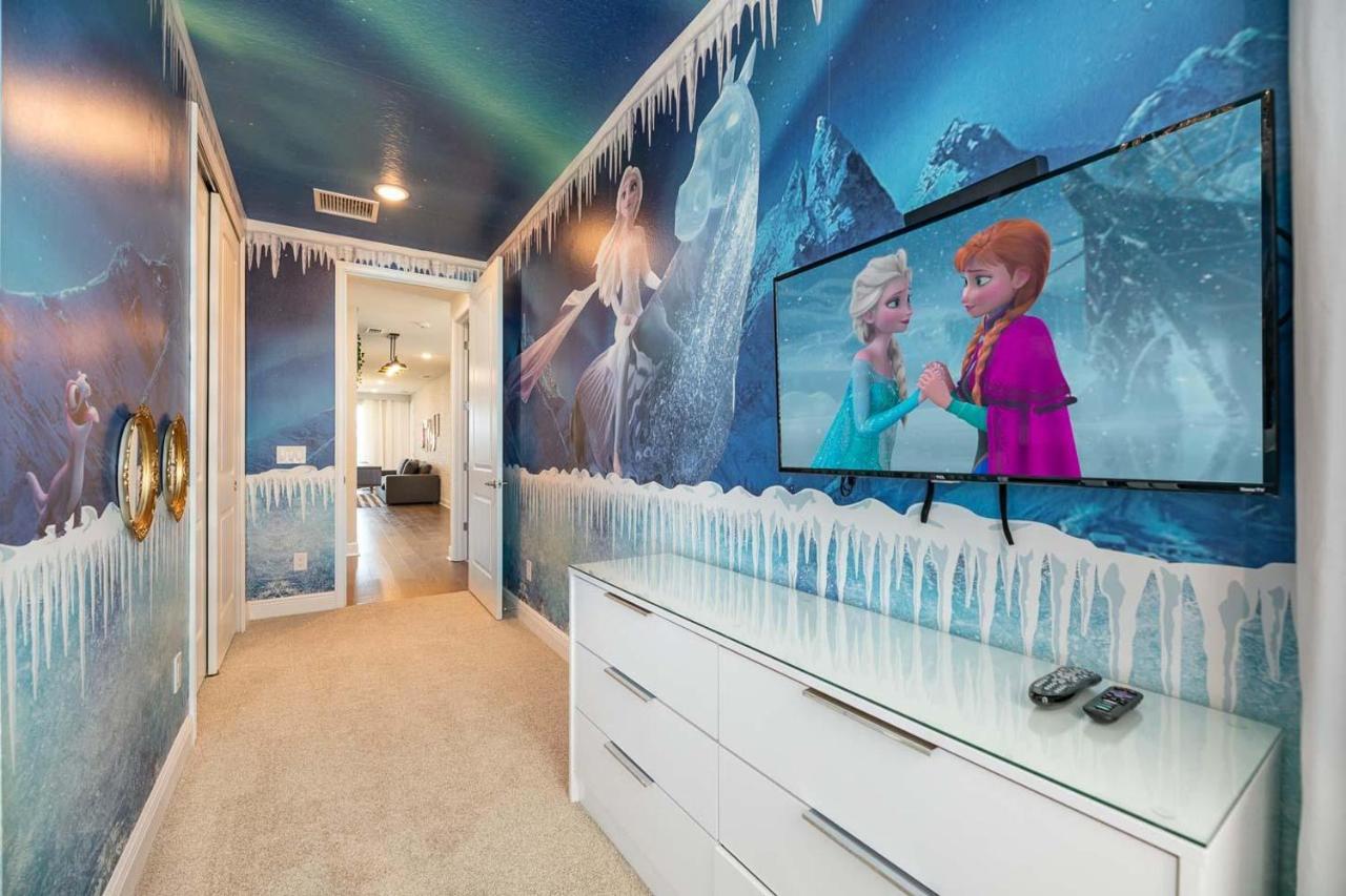 Grand 11 Bdrm With Games At Encore Holiday home