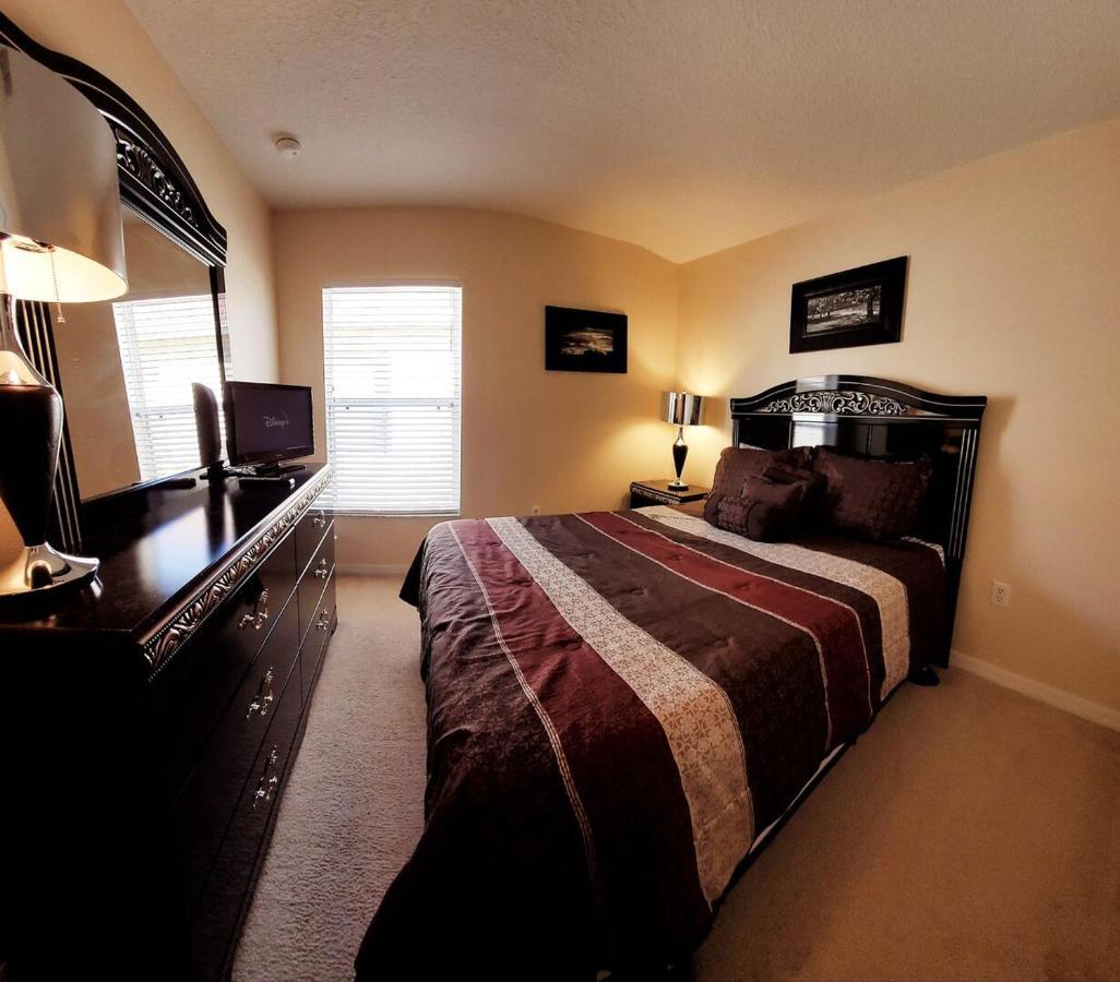 Four-bedroom Pool Kissimmee Holiday home
