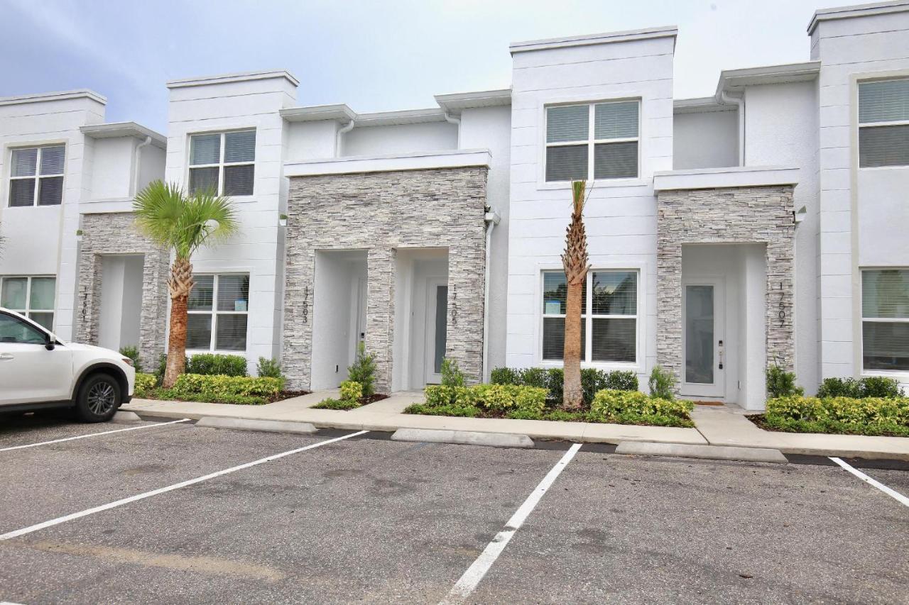 High Luxury 3 Bedroomloft Townhouse In Hidden Forest, With Private Pool! Holiday home Orlando