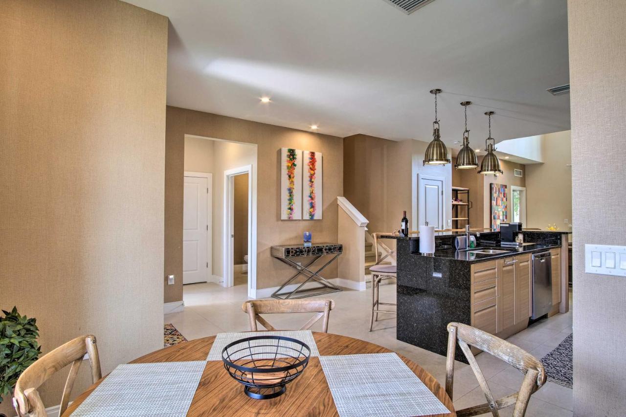 Spacious Magic Village Townhome About 1 Mi To Disney! * Orlando