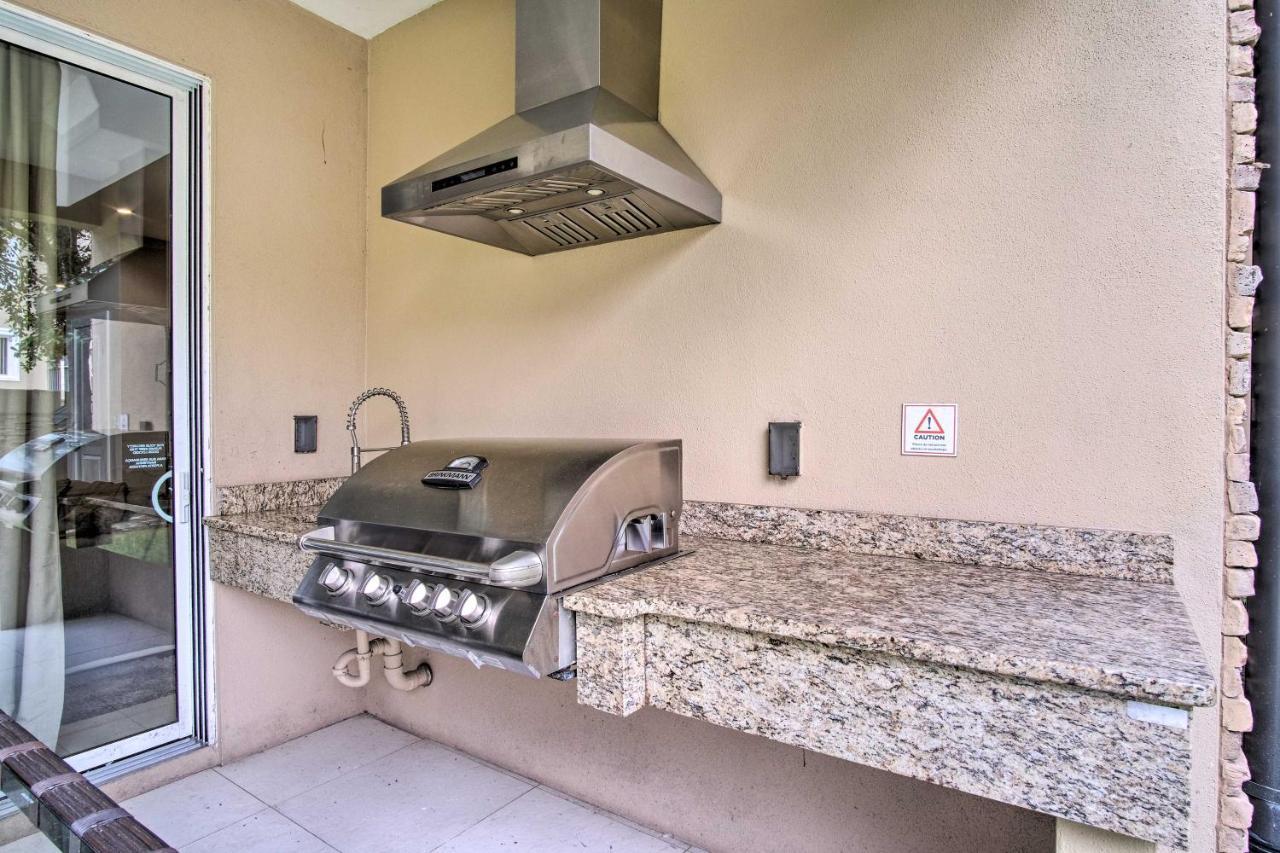 Holiday home Spacious Magic Village Townhome About 1 Mi To Disney! *