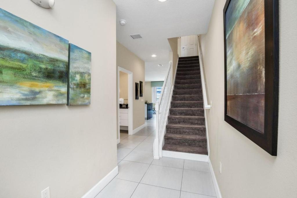 3 Bed Town With Splash Pool! Townhouse Holiday home *