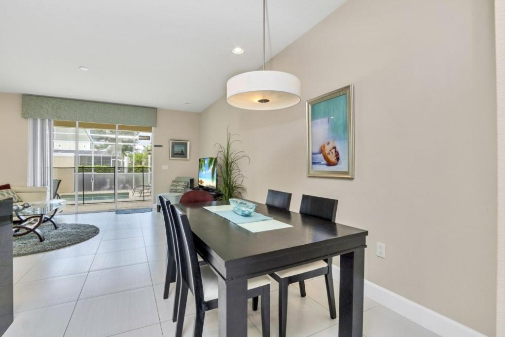 3 Bed Town With Splash Pool! Townhouse Holiday home Orlando