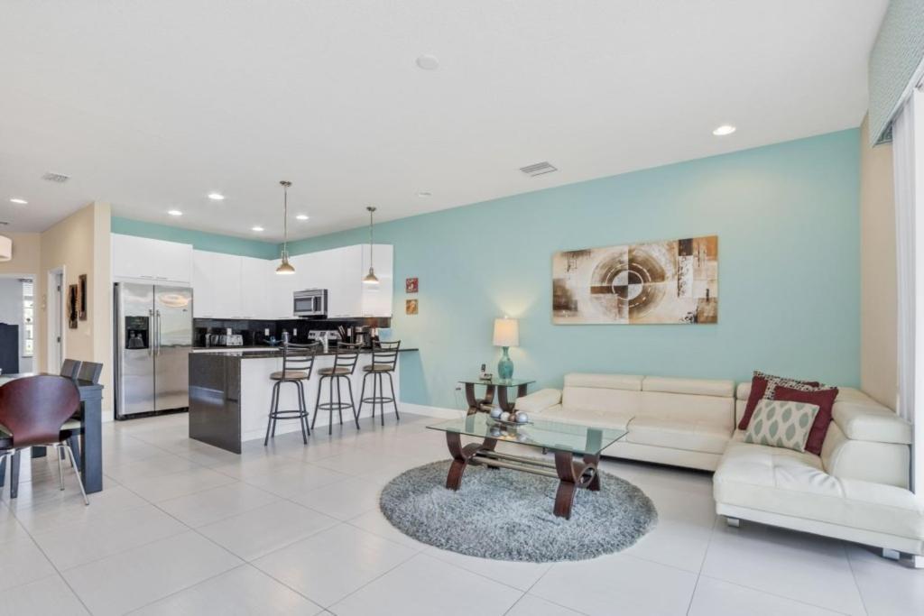 Holiday home 3 Bed Town With Splash Pool! Townhouse Orlando