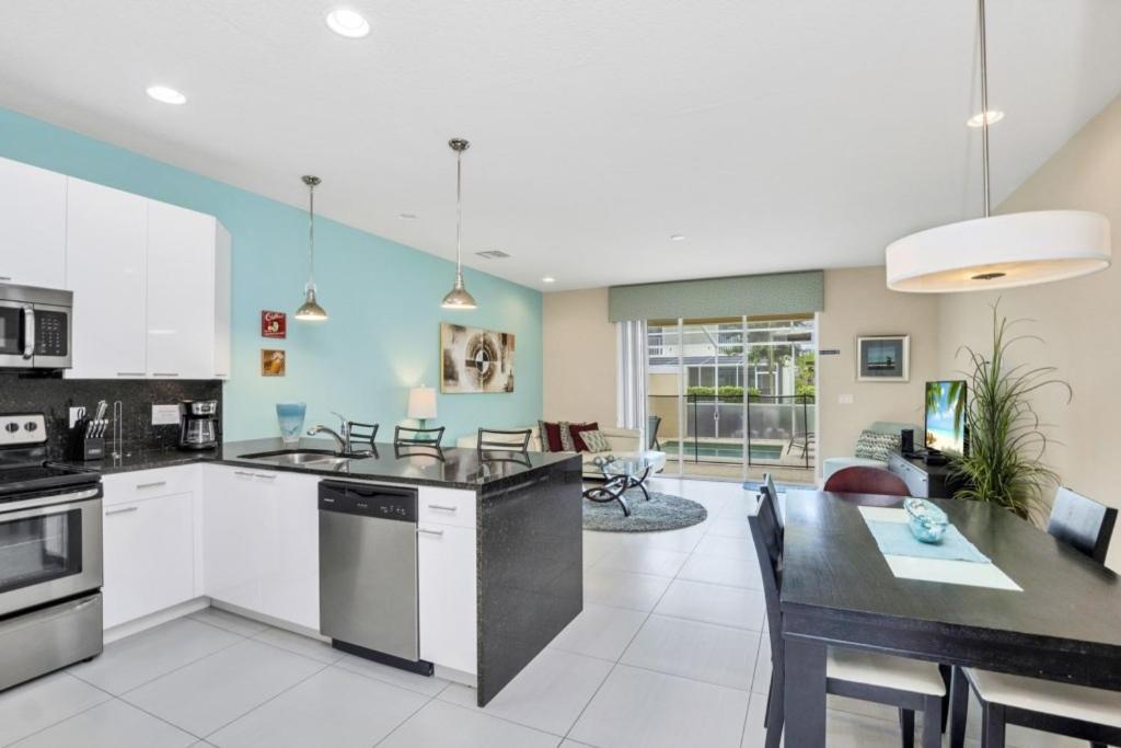 Holiday home 3 Bed Town With Splash Pool! Townhouse