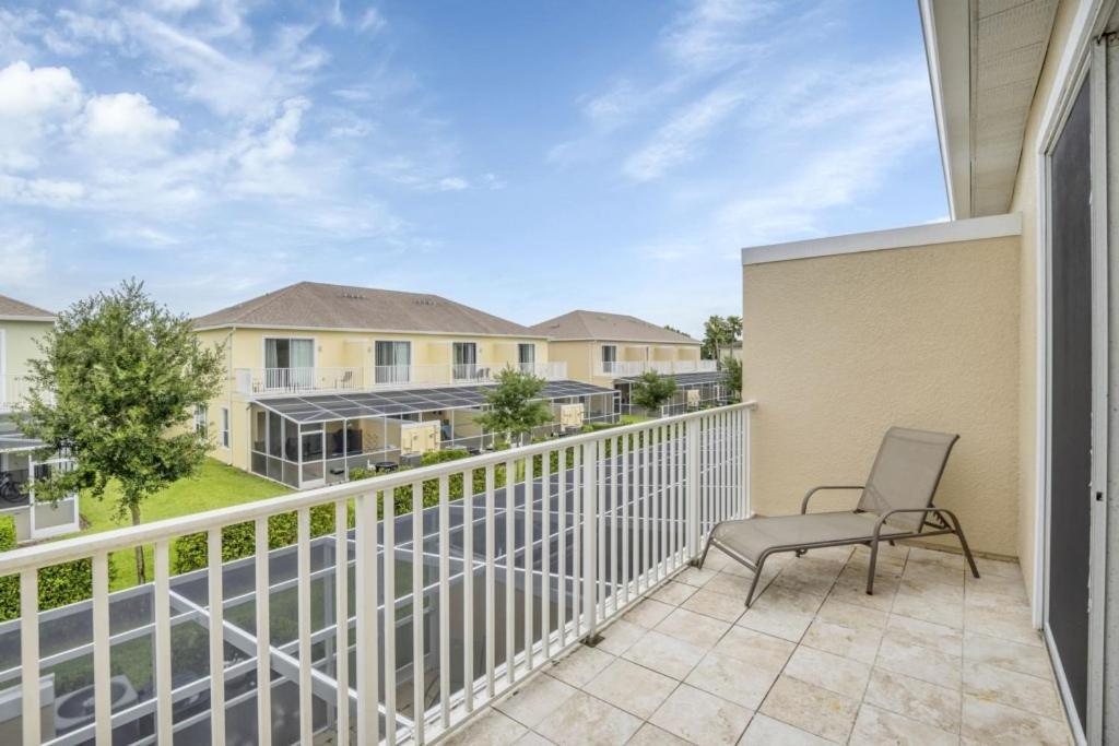 3 Bed Town With Splash Pool! Townhouse *