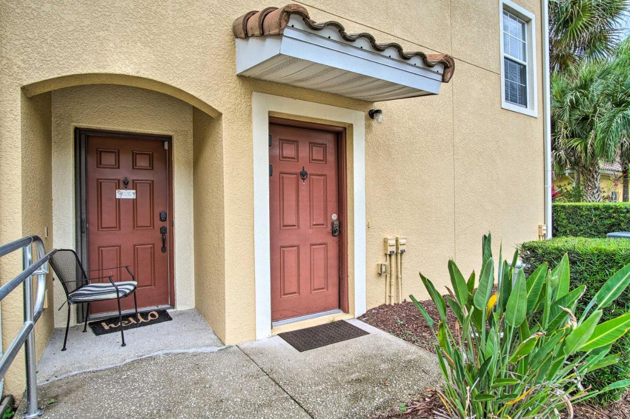Quiet With Balcony About 2 Miles To World! Apartment Orlando