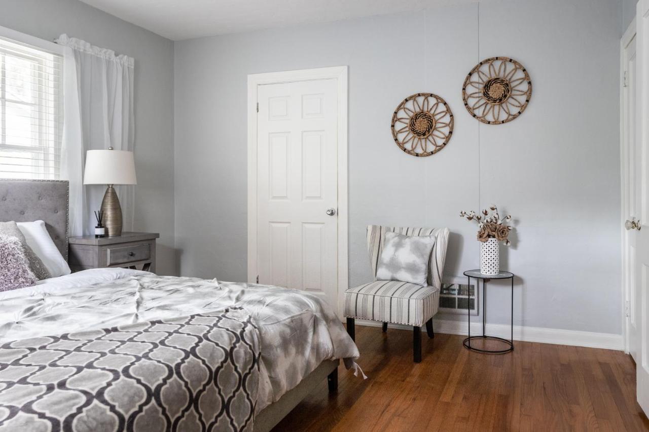 Cozy In The Triplex House, Historic District Of Apartment