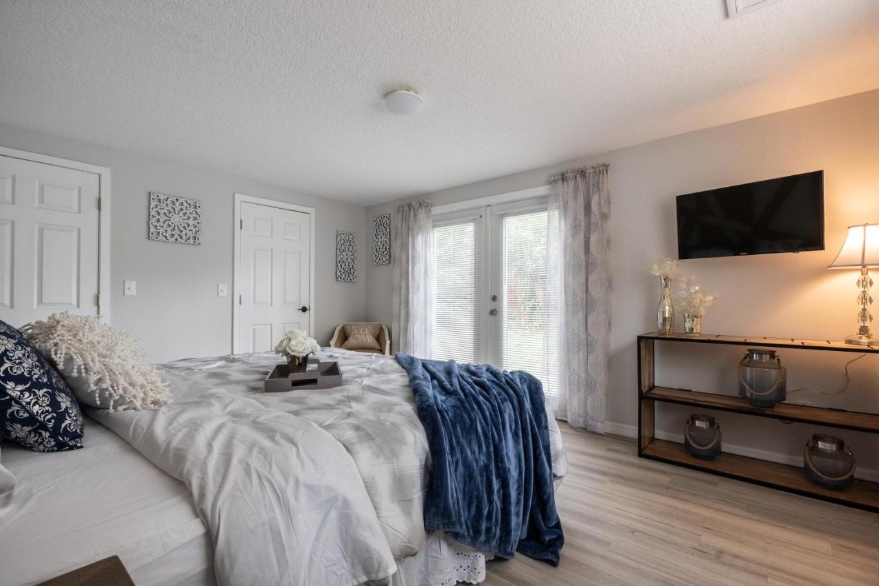 Cozy In The Triplex House, Historic District Of Apartment
