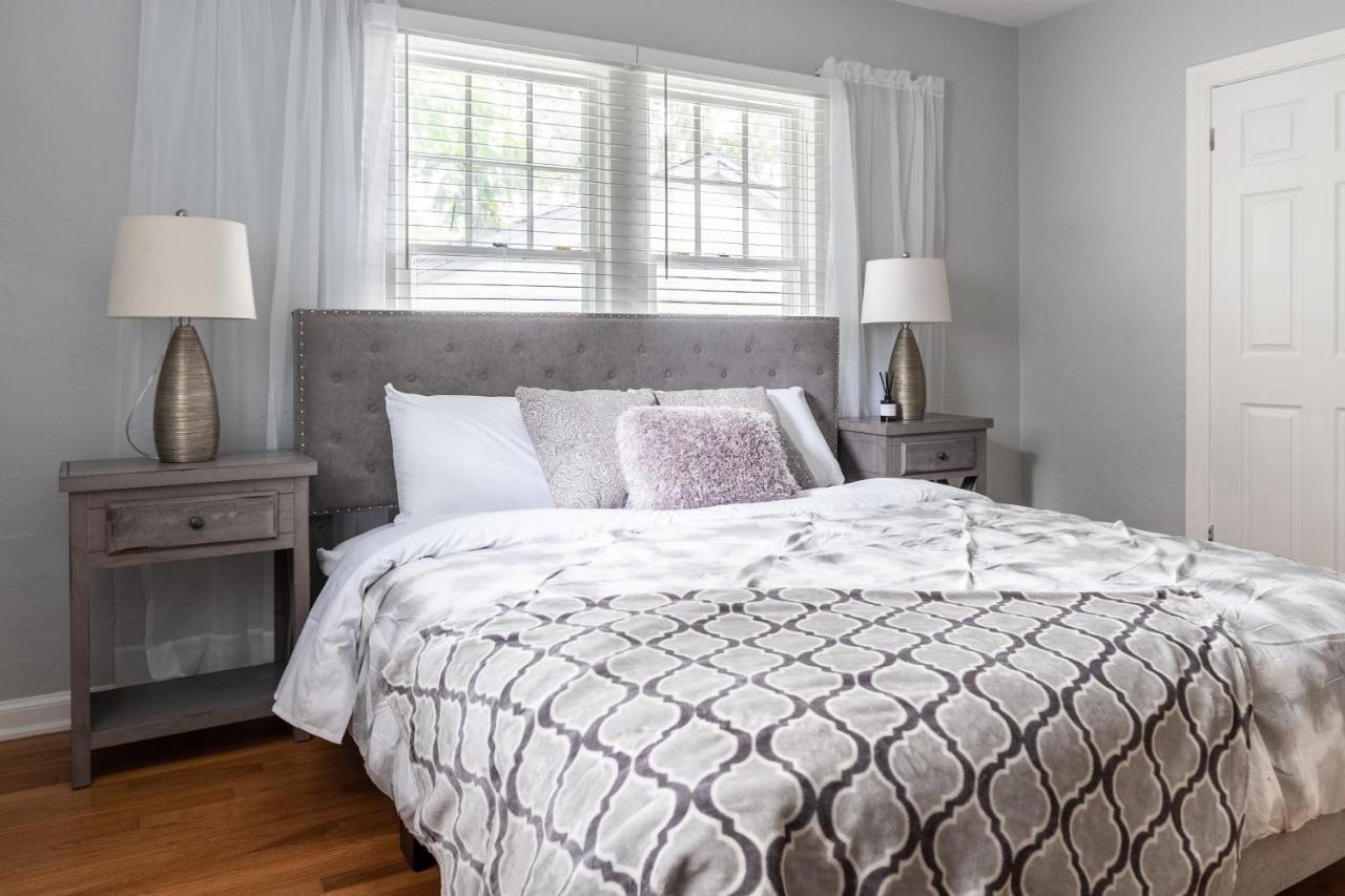 Cozy In The Triplex House, Historic District Of Apartment Orlando