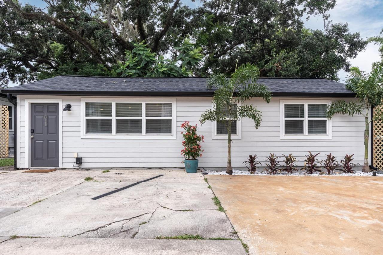 Cozy In The Triplex House, Historic District Of Apartment Orlando
