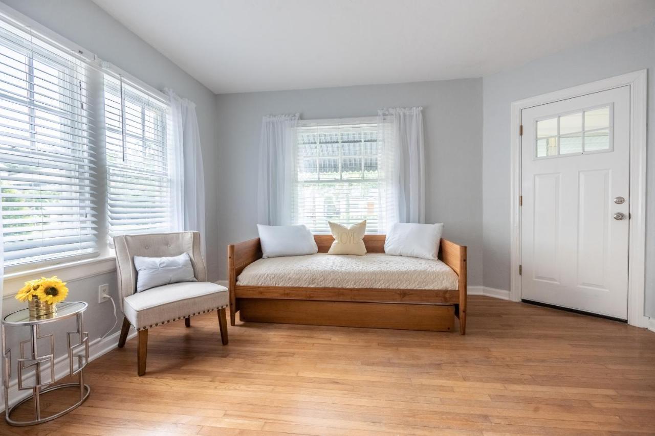 Cozy In The Triplex House, Historic District Of Apartment *