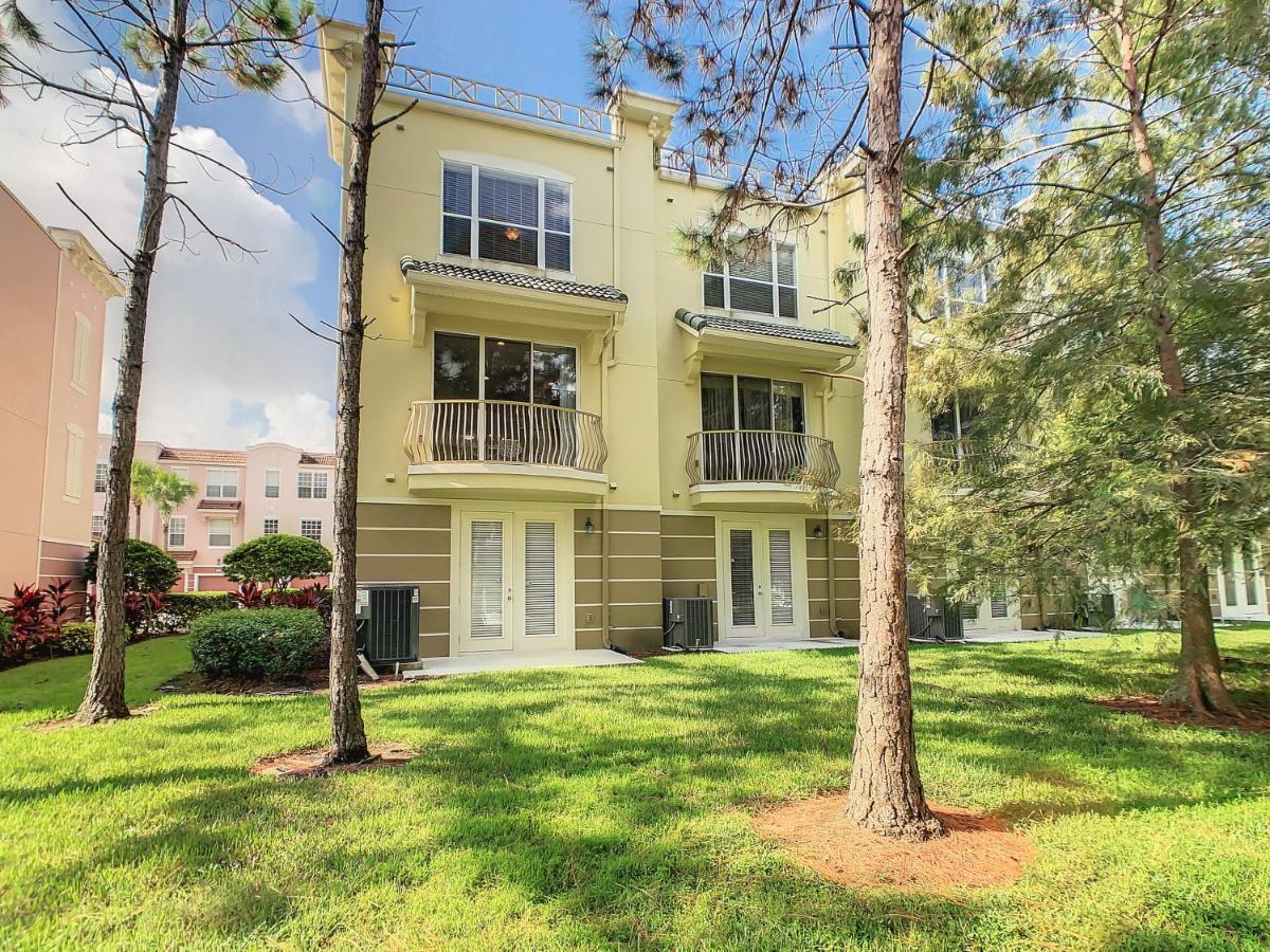 Stylish Vista Cay Townhome Near Conv. Ctr I-dr. * Orlando