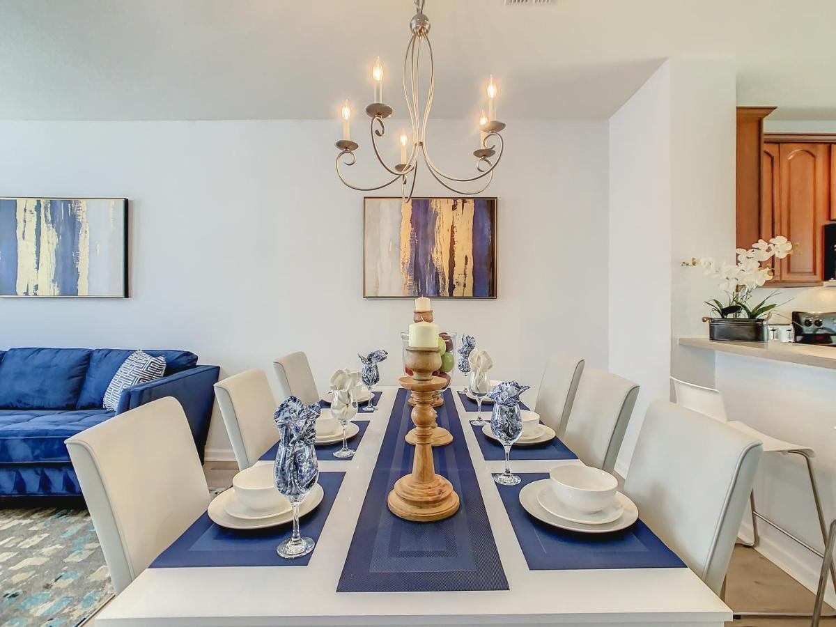Stylish Vista Cay Townhome Near Conv. Ctr I-dr. *
