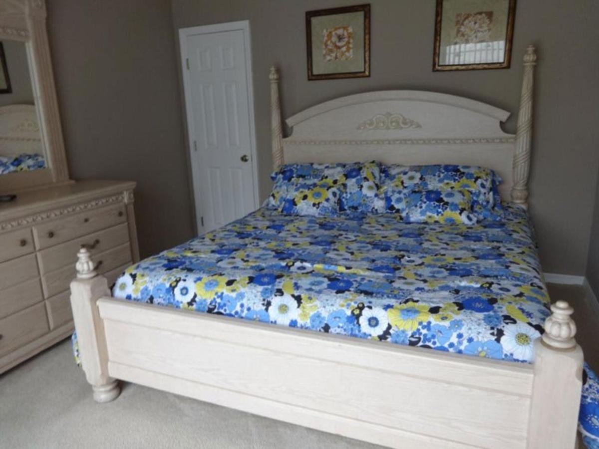 A Wonderful 4 Bedroom With It Own Pool For A Perfect Family Experience *