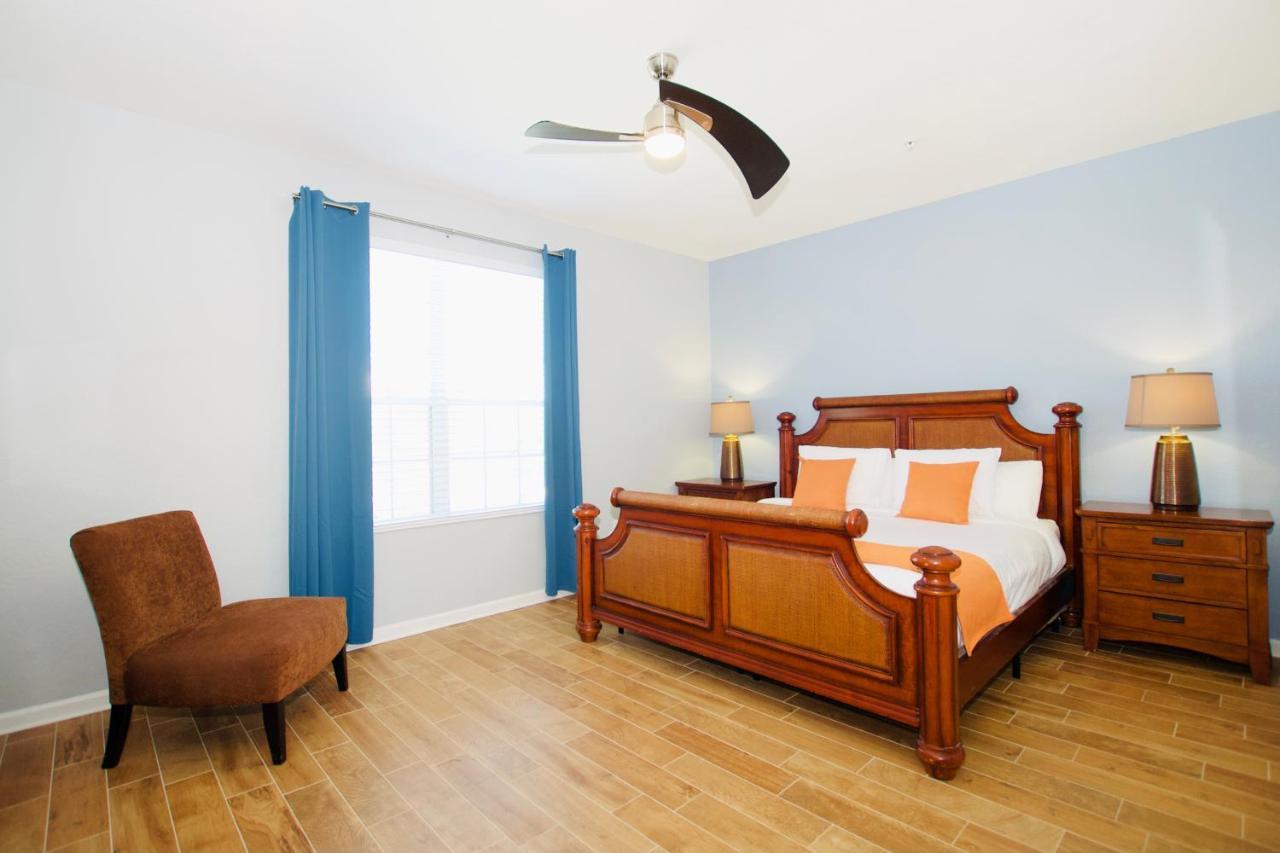 Vista Cay Luxury 4 Bedroom Apartment Orlando