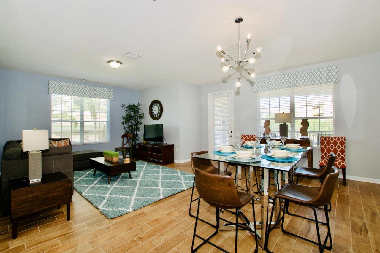 Vista Cay Luxury 4 Bedroom