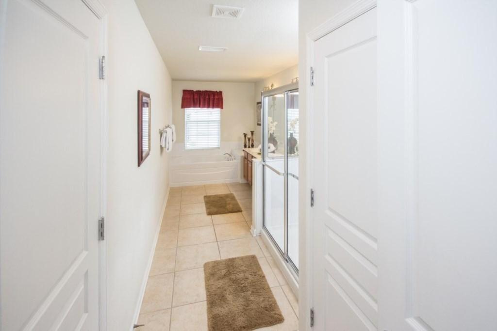 Magical Windsor Hills Vacation Holiday home *