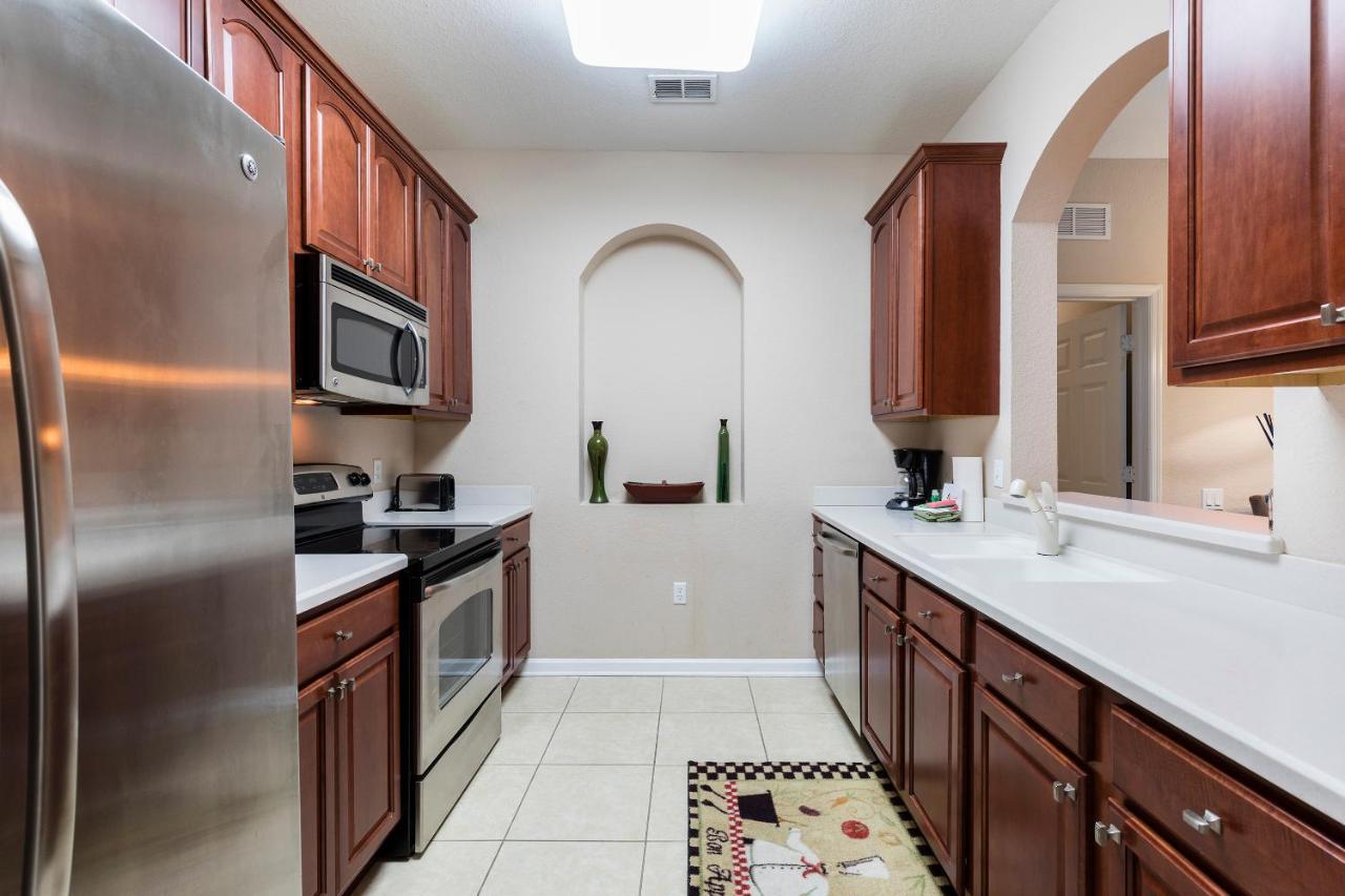 Holiday home Spacious 2br 2ba With Balcony 5 Mins To Convention Center & Epic Universe Orlando