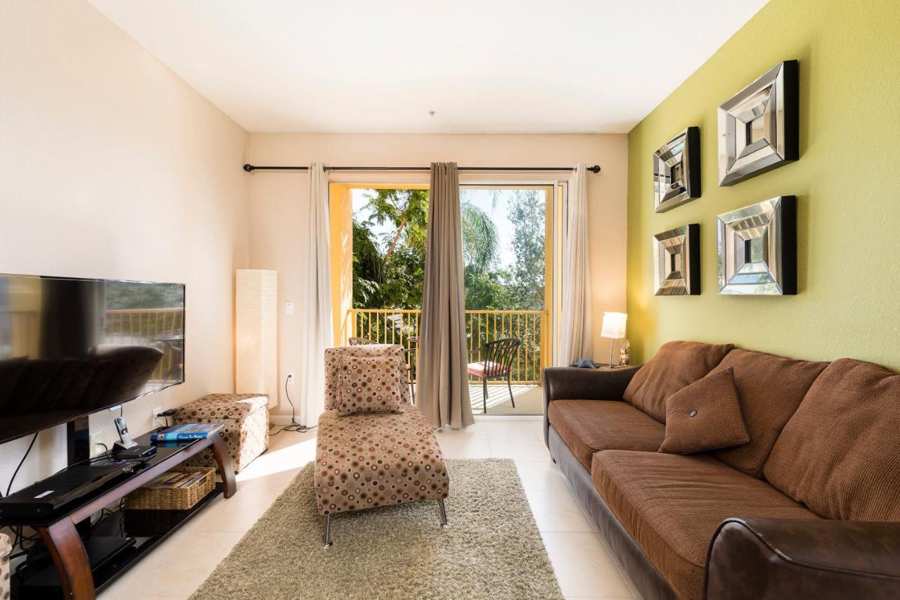 Spacious 2br 2ba With Balcony 5 Mins To Convention Center & Epic Universe Holiday home *