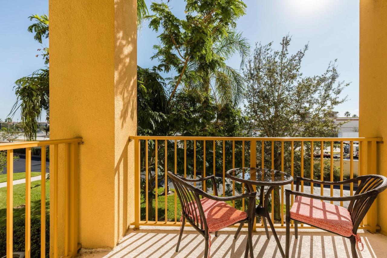 Spacious 2br 2ba With Balcony 5 Mins To Convention Center & Epic Universe Orlando