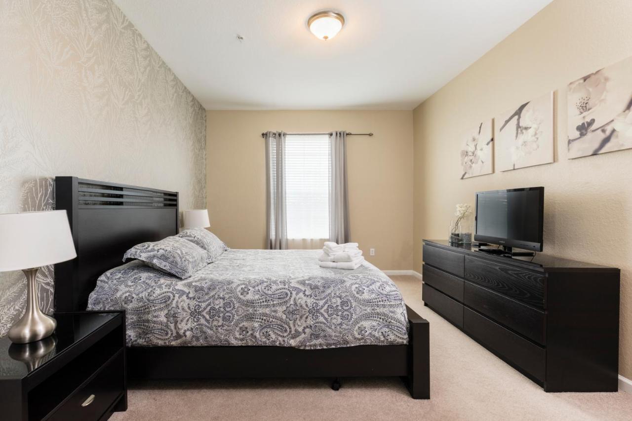 3br 2bath Balcony 5min Conv Center 1388ft * Orlando