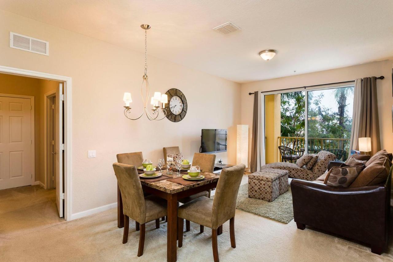 Spacious 2br 2ba With Balcony 5 Mins To Convention Center & Epic Universe Holiday home